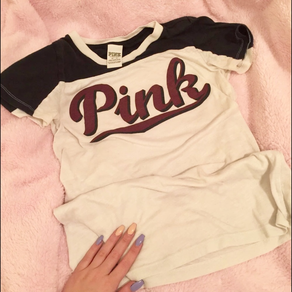 PINK Logo Victoria’s Secret Tee